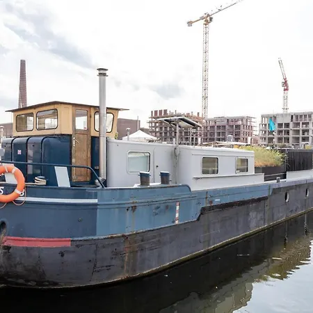 Botel M/s Carpe-diem Cargo Hold Ghent